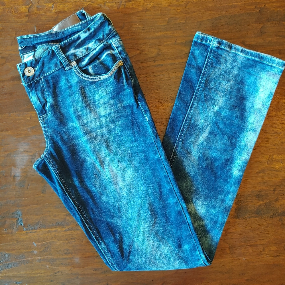Maurices Woman's Mid Rise Tie Dye Bleached Jeans